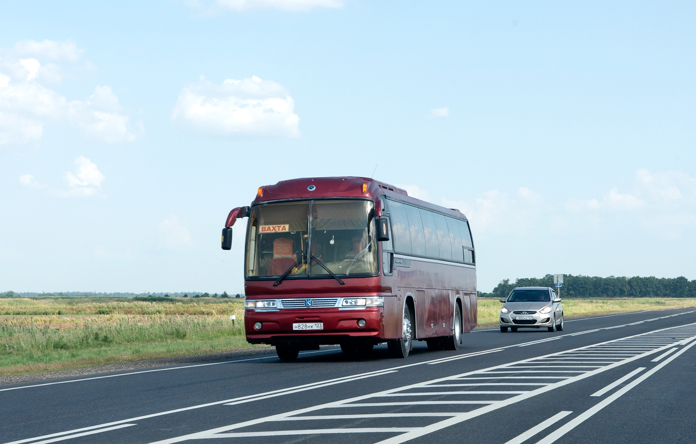 Краснодарский край, Kia AM949S Granbird SD II Parkway № Н 828 НК 123