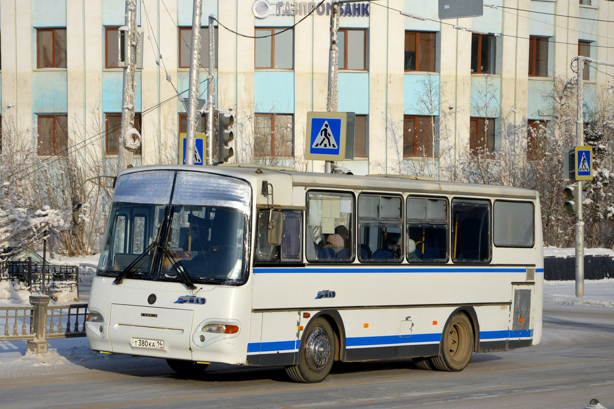 Саха (Якутия), ПАЗ-4230-03 № Т 380 КА 14