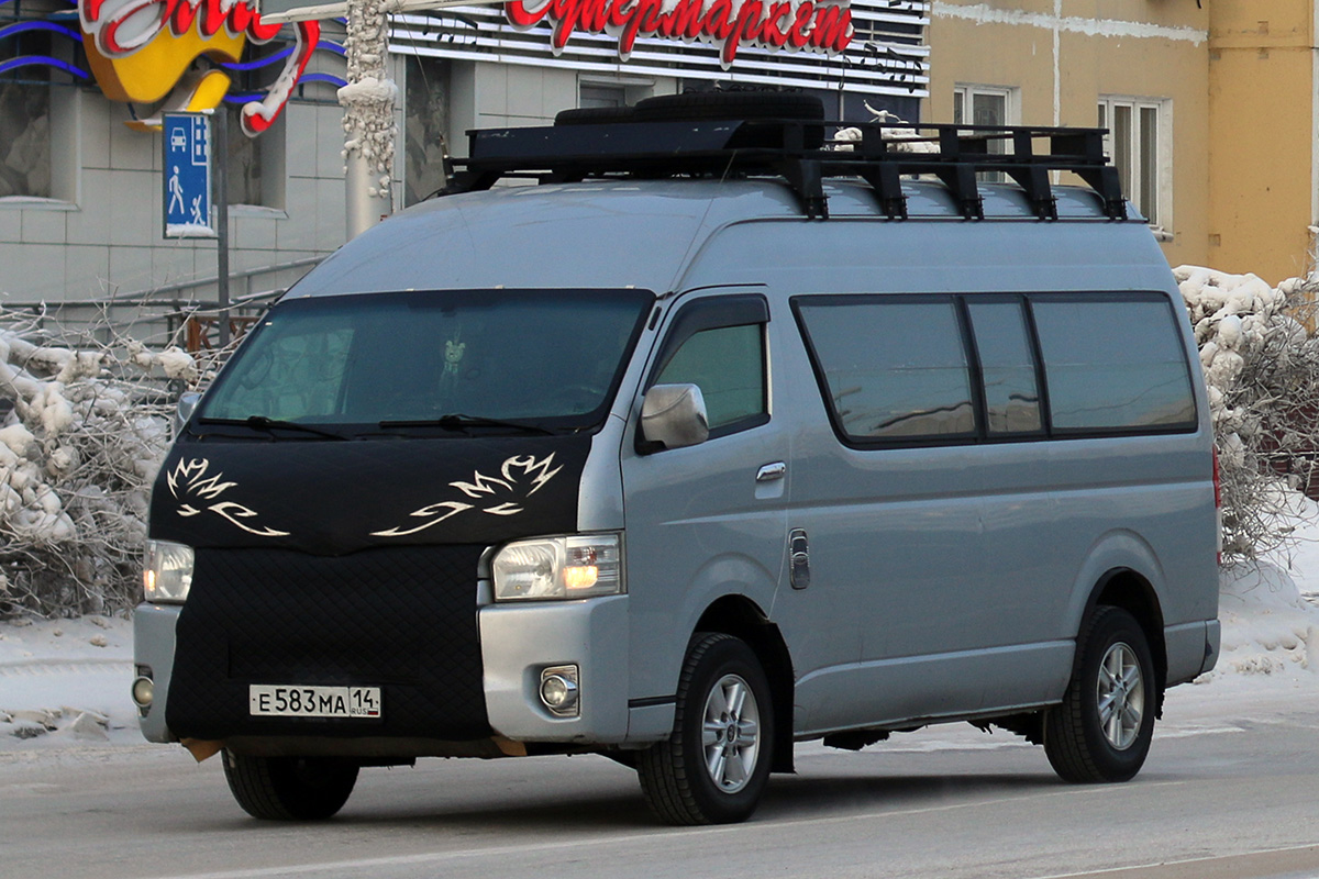 Sakha (Yakutia), Toyota HiAce TRH223L # Е 583 МА 14