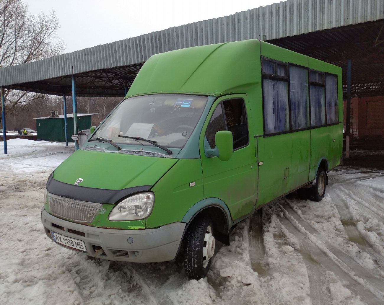 Харьковская область, Рута СПВ-17 № AX 1198 MB
