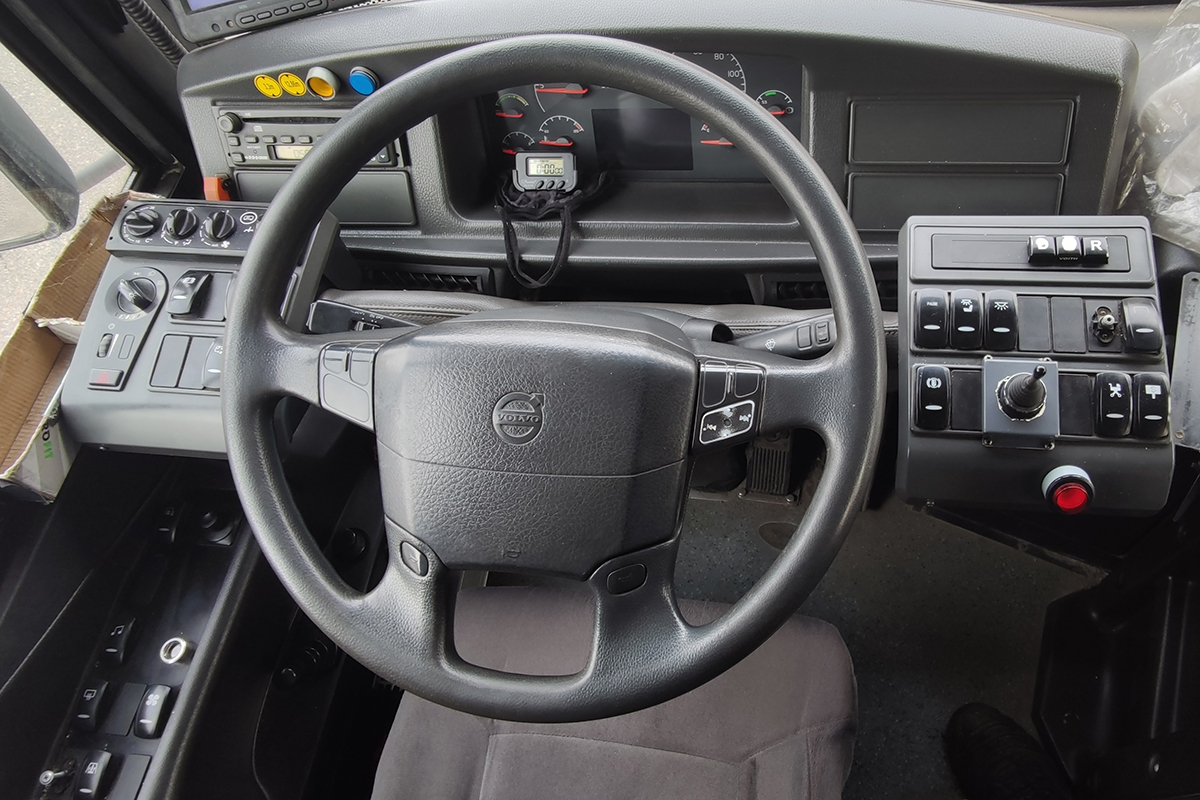 Днепропетровская область, Volvo 8700LE № AE 3210 AB