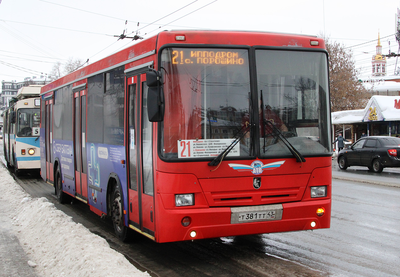 Кировская область, НефАЗ-5299-10-32 № Т 381 ТТ 43