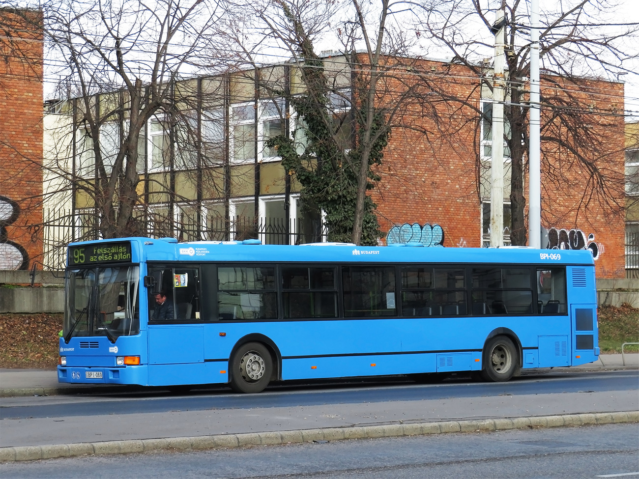 Венгрия, Ikarus 412.10A № 10-69