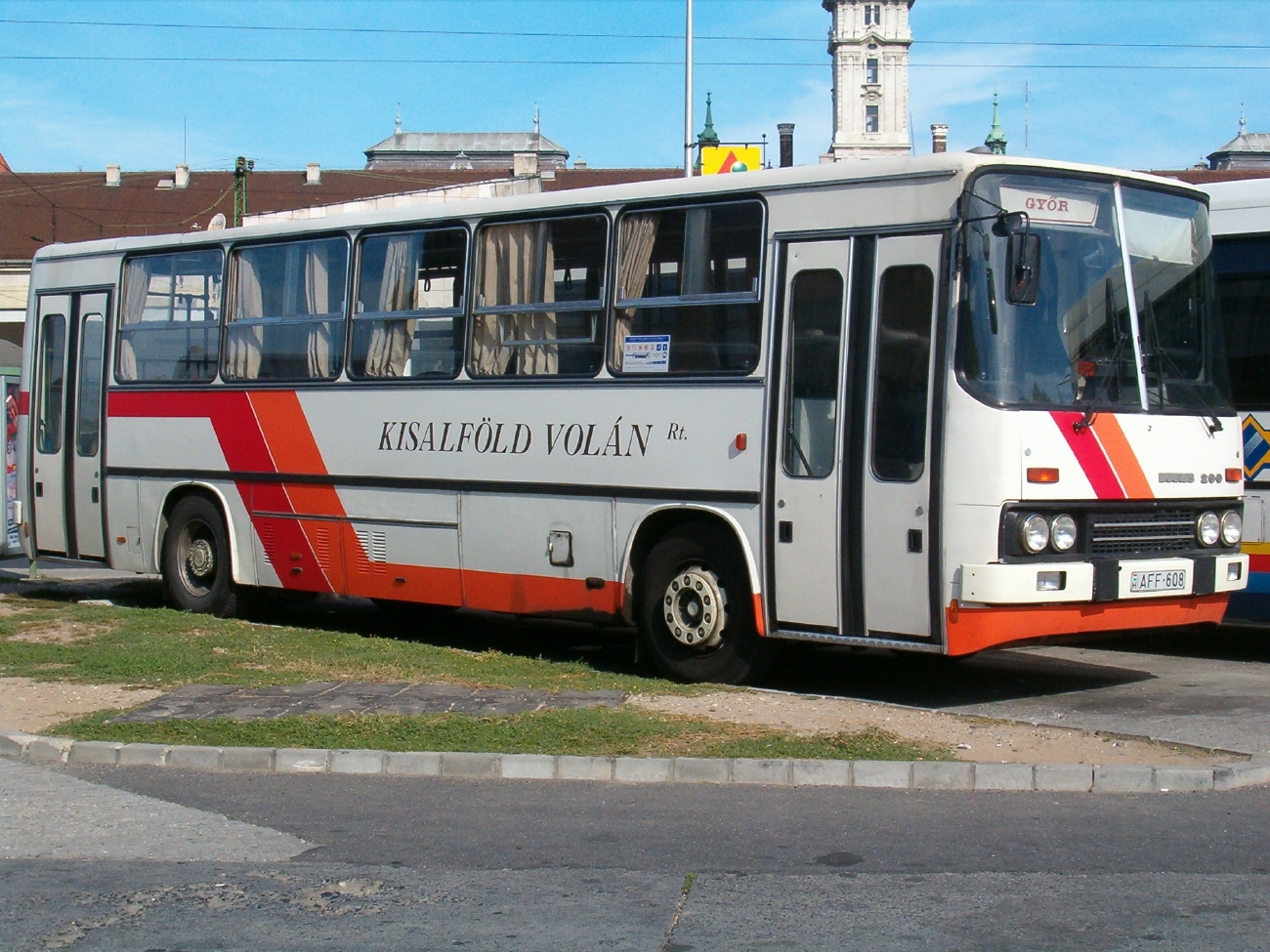 Венгрия, Ikarus 260.32 № AFF-608