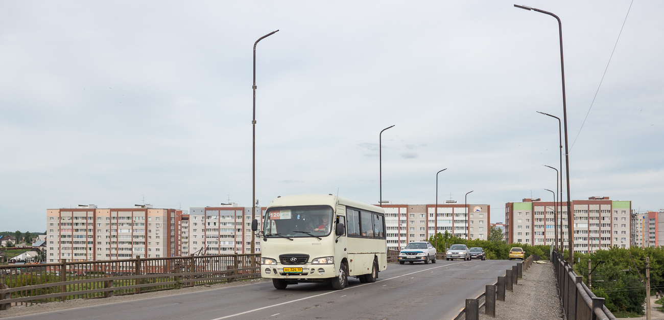 Алтайский край, Hyundai County SWB (РЗГА) № АО 324 22