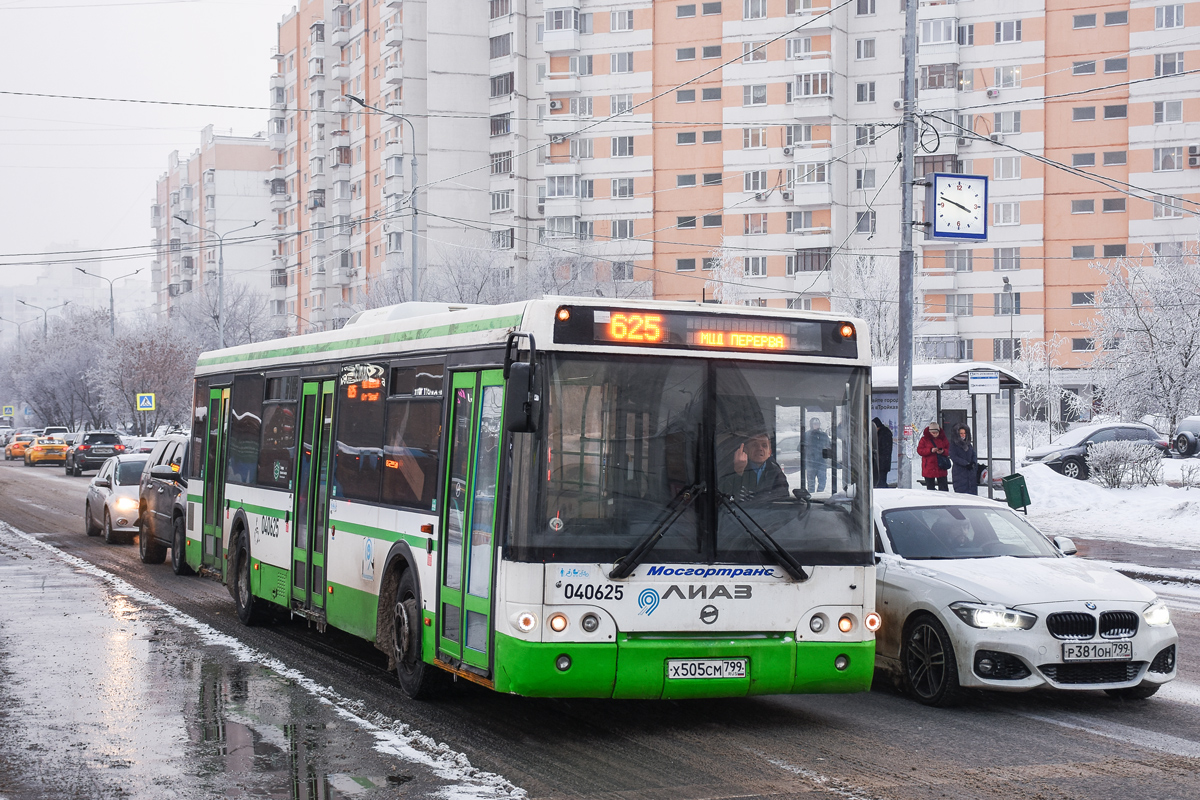 Moskva, LiAZ-5292.22 (2-2-2) č. 040625