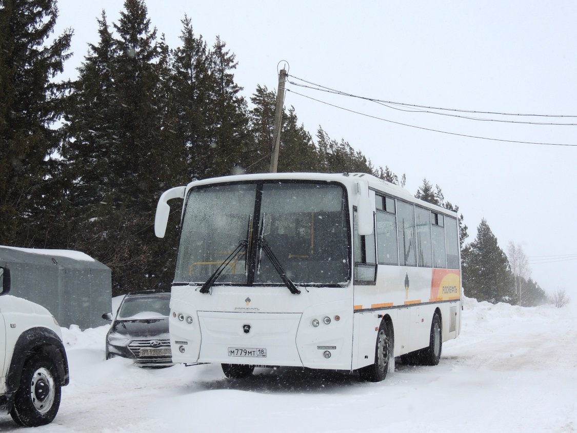 Удмуртия, КАвЗ-4235-61 № М 779 МТ 18