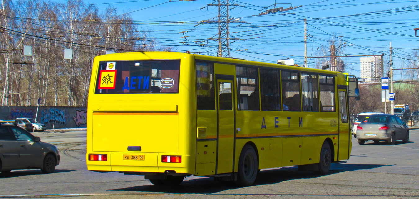 Свердловская область, КАвЗ-4238-65 № КК 388 66