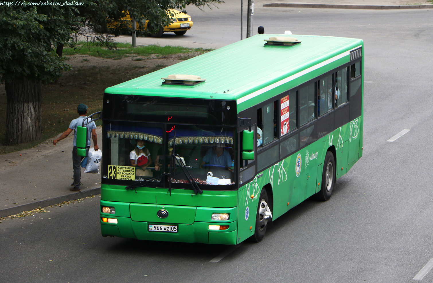 Алматинская область, Yutong ZK6108HGH № 966 AZ 05