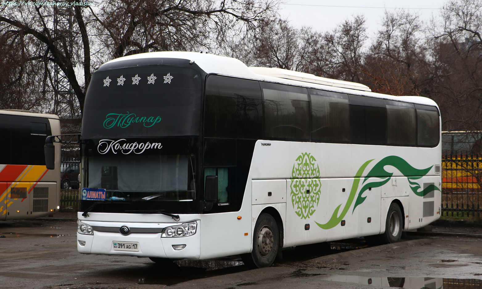 Шымкент, Yutong ZK6126HQA9 № 391 AG 17