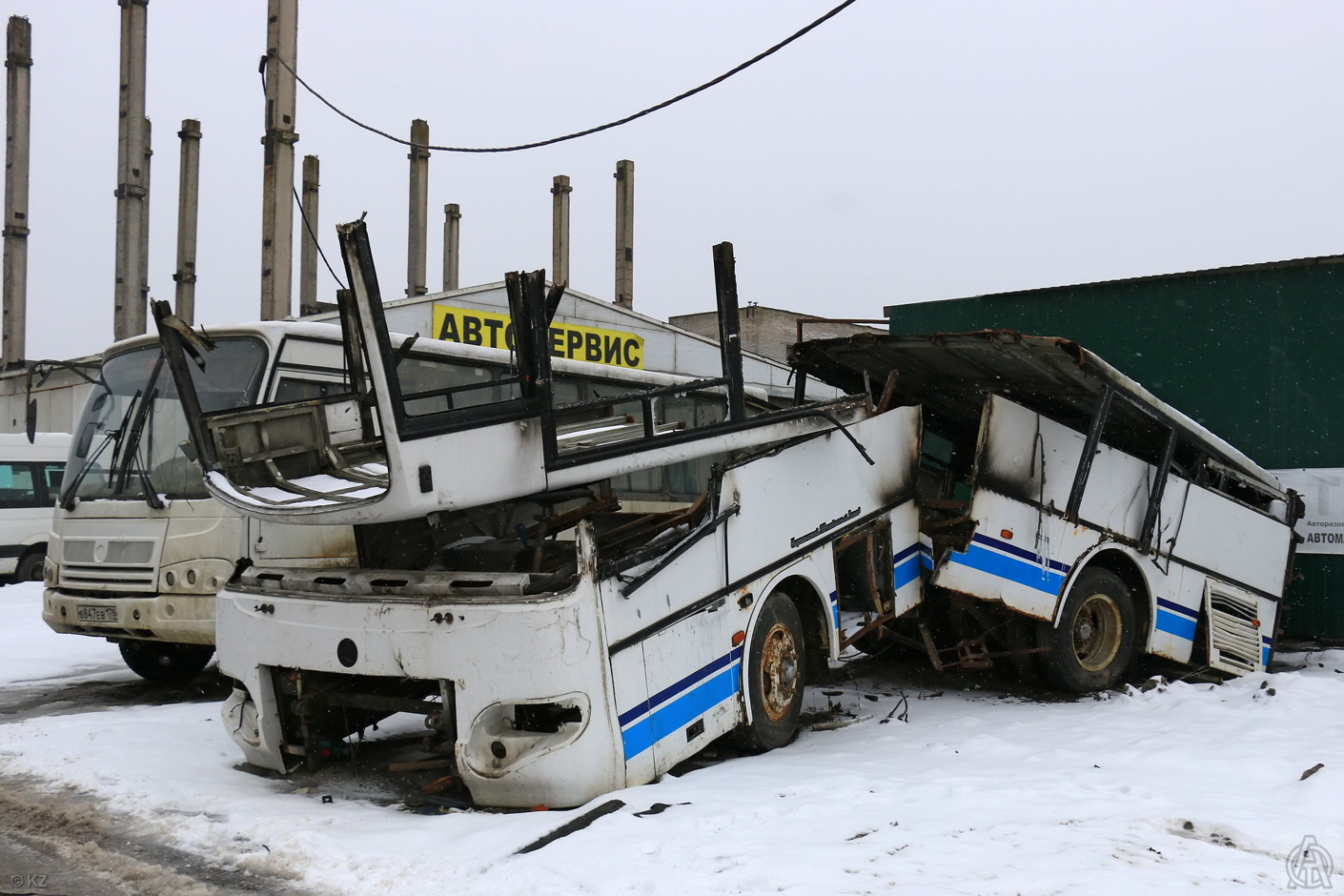 Санкт-Петербург, БТД-2219 (Volkswagen Crafter) № В 801 ВС 178; Ленинградская область, КАвЗ-4235-31 (1-1) № В 248 ТВ 47