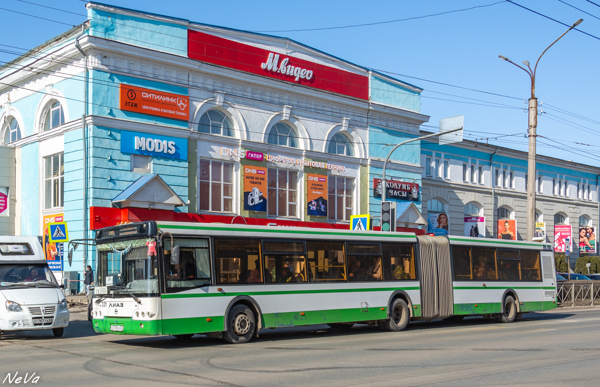 Novgorod region, LiAZ-6213.21 # 331