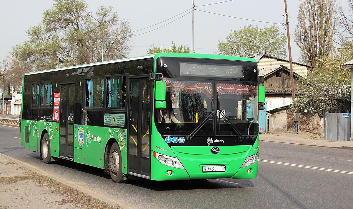 Almaty, Yutong ZK6118HGA sz.: 793 LC 02