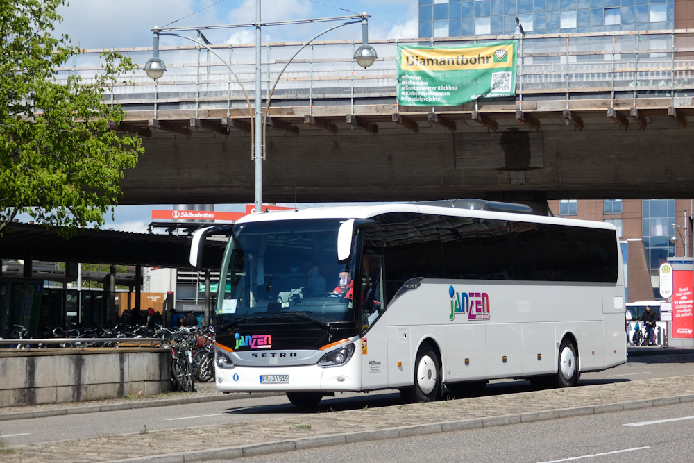 Баден-Вюртемберг, Setra S515MD № FR-JA 519