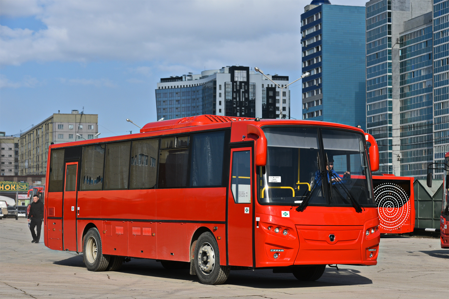 Саха (Якутия), КАвЗ-4238-82 № КМ 405 14; Саха (Якутия) — Презентация новых автобусов 25.04.2022