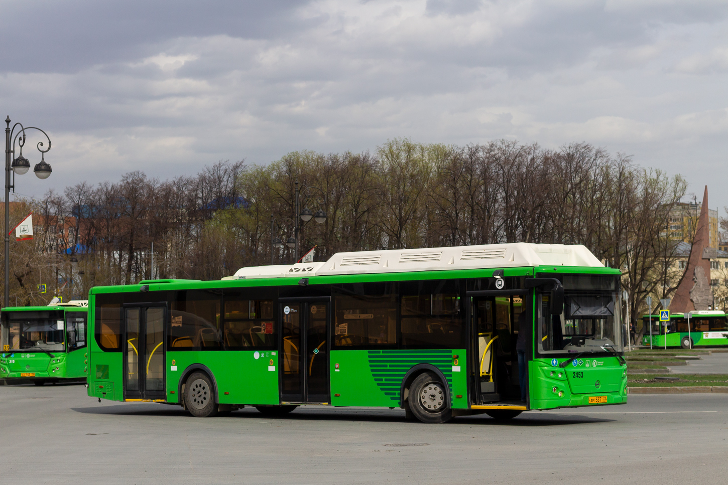 Тюменская область, ЛиАЗ-5292.67 (CNG) № 2453