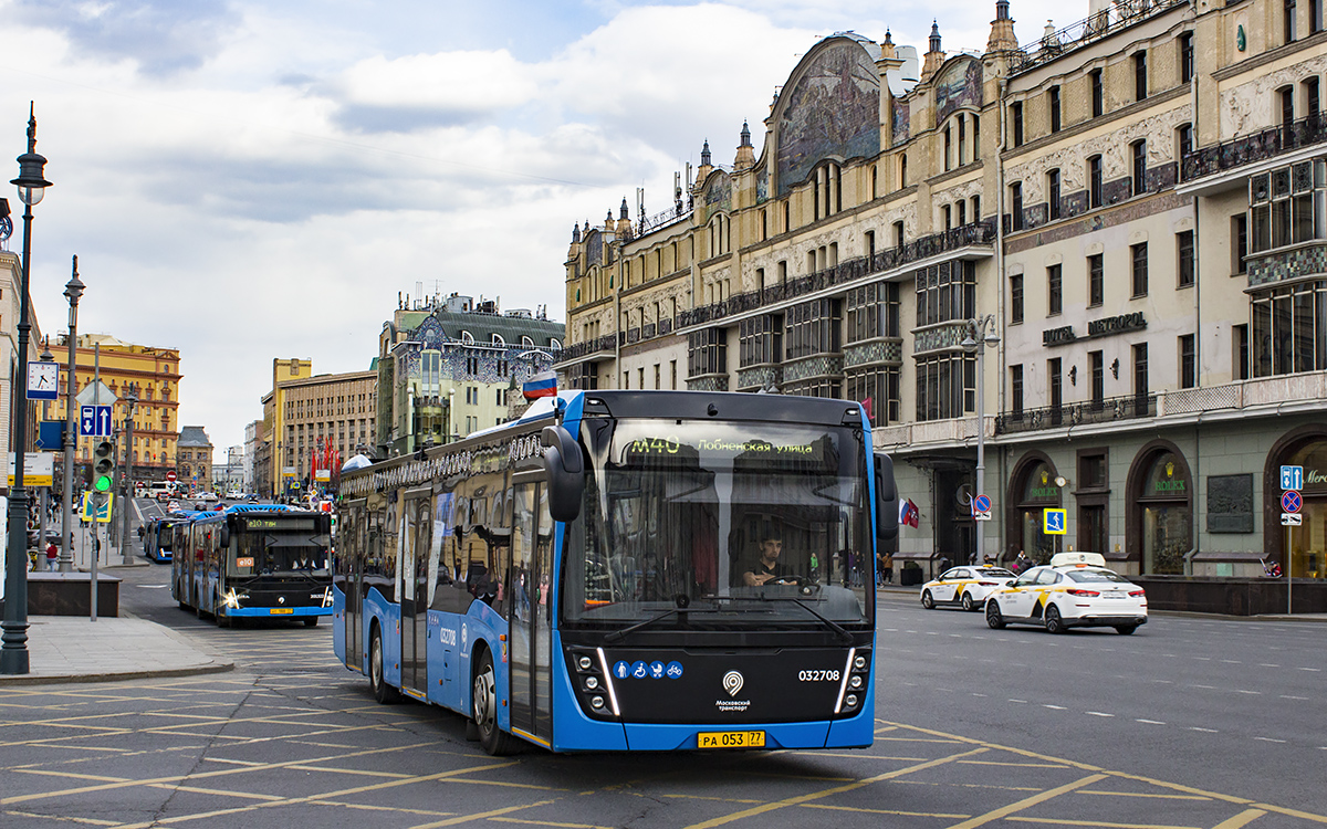 Москва, НефАЗ-5299-40-52 № 032708