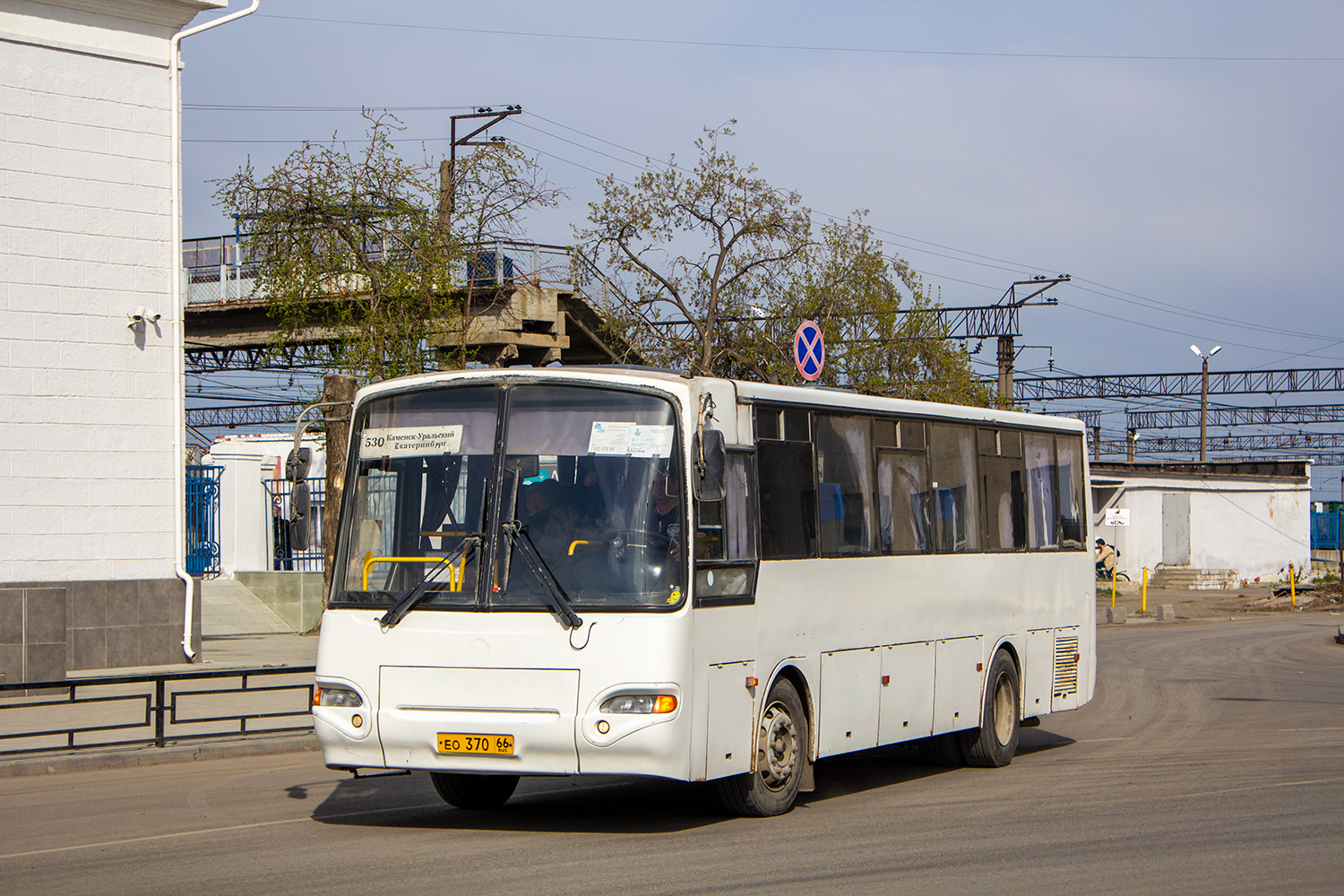 Свердловская область, КАвЗ-4238-02 № ЕО 370 66