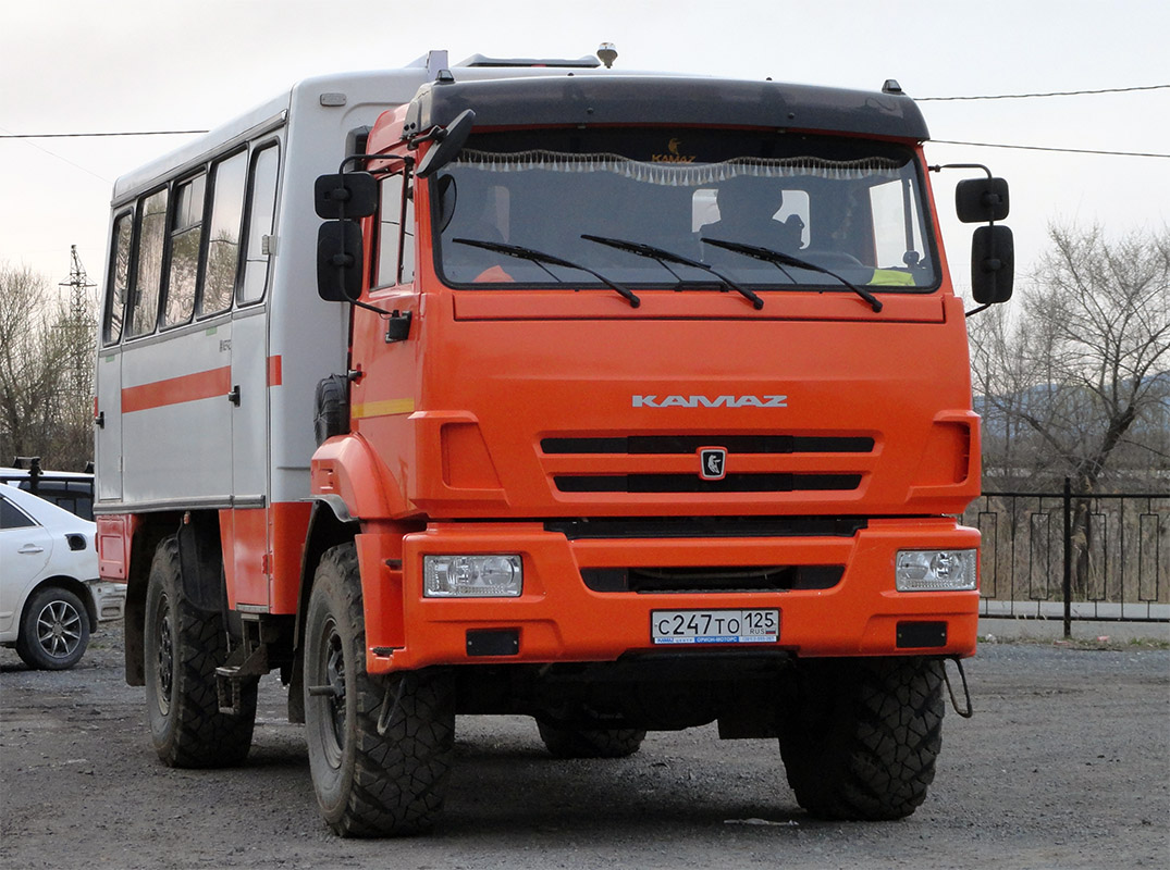 Приморский край, НефАЗ-42111-24 № С 247 ТО 125