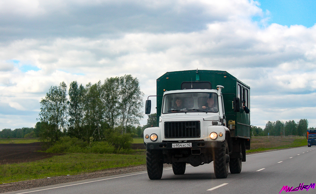 Кемеровская область - Кузбасс, ВМ-3284 № О 954 ХС 42