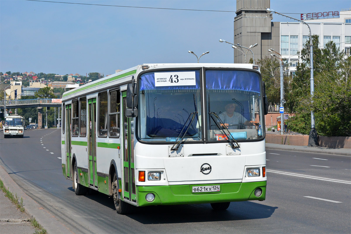 Красноярский край, ЛиАЗ-5256.45 № В 621 КХ 124