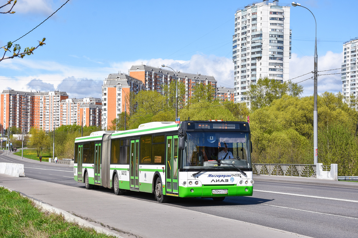 Москва, ЛиАЗ-6213.22 № 040152
