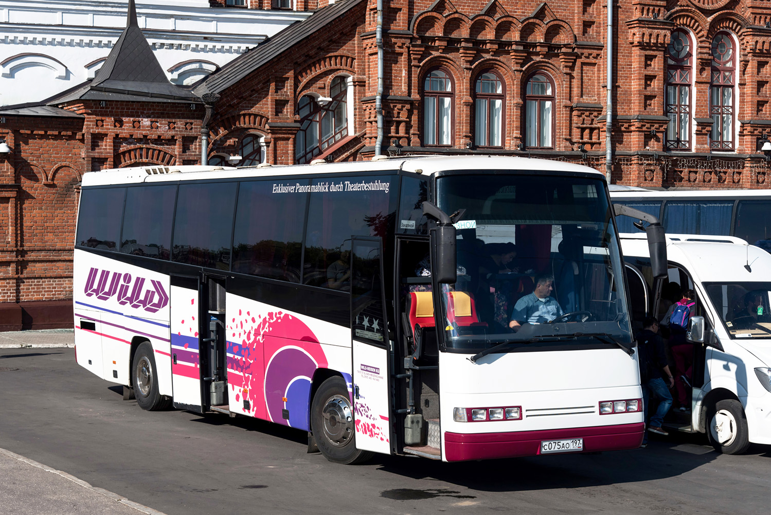 Москва, Drögmöller EuroComet (Volvo B12-600) № С 075 АО 197