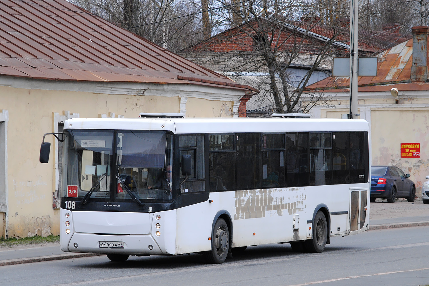 Leningrad region, NefAZ-5299-30-52 # 108