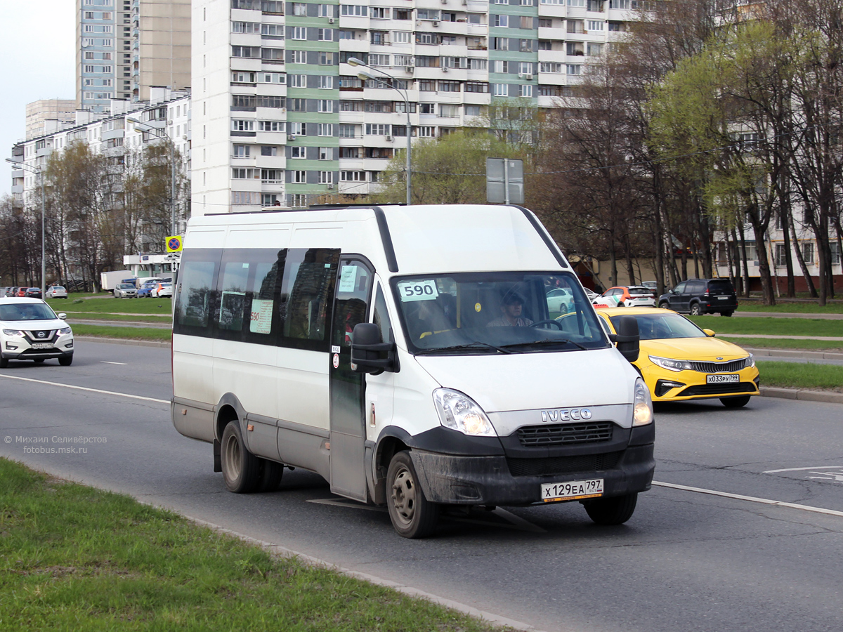 Москва, Нижегородец-2227UU (IVECO Daily) № Х 129 ЕА 797