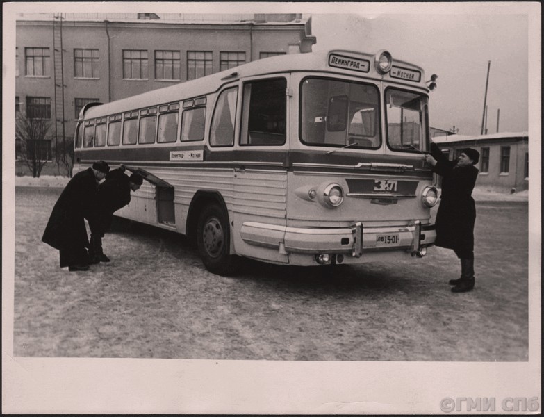 Санкт-Петербург, ЗиС-127 № ЛБ 15-01