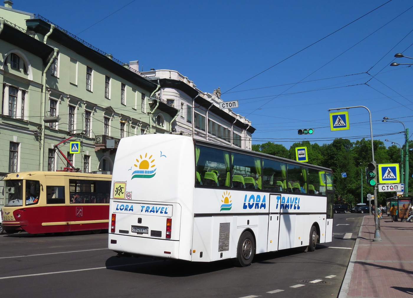 Санкт-Петербург, Van Hool T815 Acron № С 842 ЕА 178