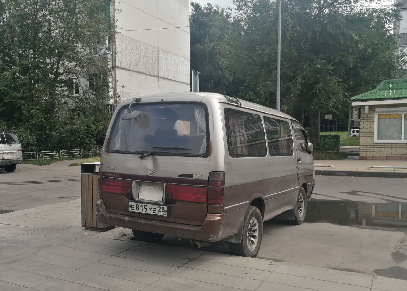 Москва, Toyota HiAce (IV H100) № Е 819 МЕ 28