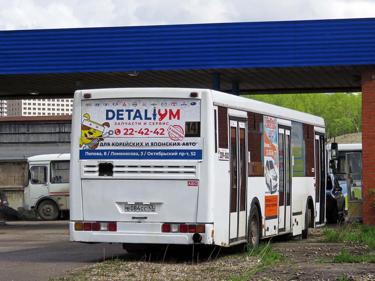 Кировская область, НефАЗ-5299-10-33 № В 084 СС 43