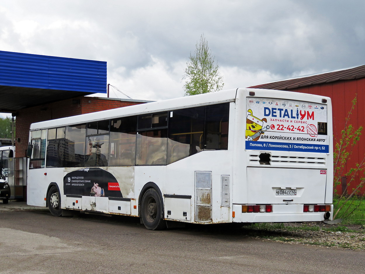 Кировская область, НефАЗ-5299-10-33 № В 084 СС 43
