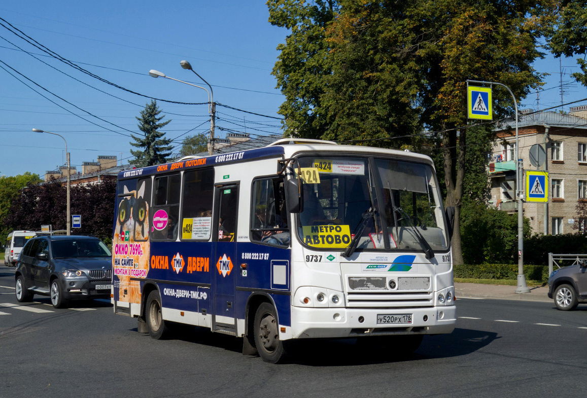 Szentpétervár, PAZ-320302-11 sz.: 9737
