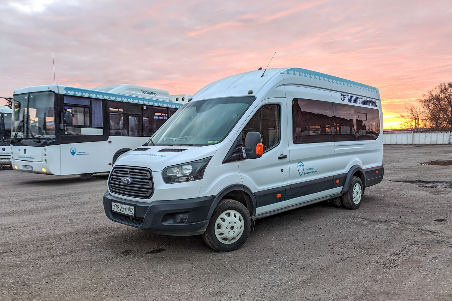 Башкортостан, НефАЗ-5299-30-51 № 4577; Башкортостан, Ford Transit FBD [RUS] (X2F.ESG.) № Х 782 ХУ 102