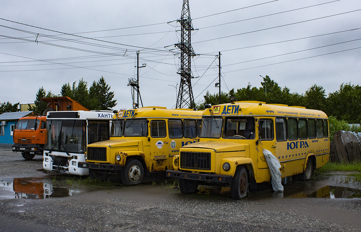Hanti- és Manysiföld — Buses without numbers