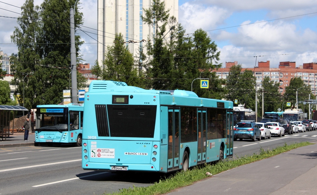 Санкт-Петербург, МАЗ-203.945 № 38128