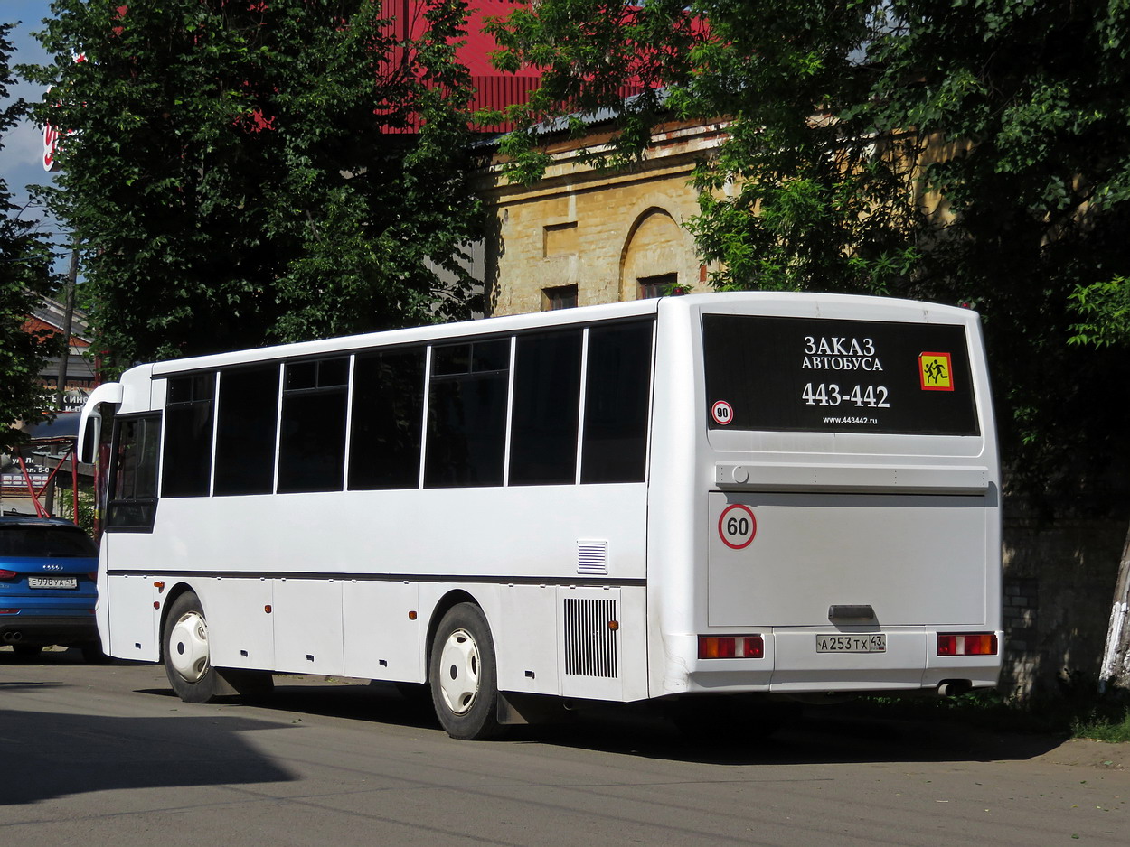 Кировская область, КАвЗ-4238-61 № А 253 ТХ 43
