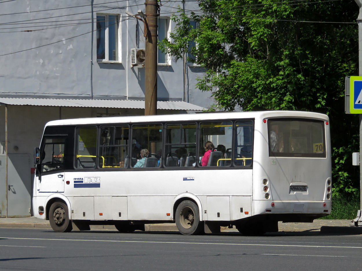 Кировская область, ПАЗ-320412-14 "Вектор" № В 944 СК 43
