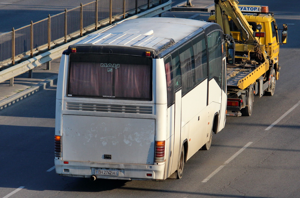 Одеська область, Irizar Century I 9.32 № BH 2742 HI
