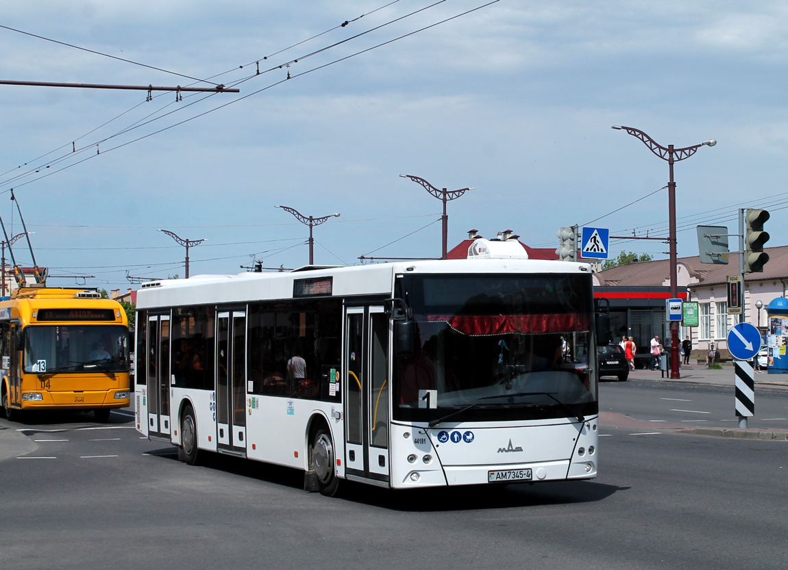 Гродненская область, МАЗ-203.016 № 044181