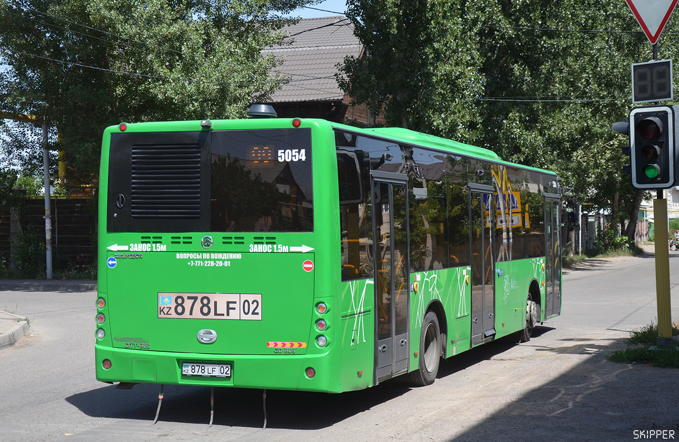 Almaty, Golden Dragon XML6125CR sz.: 5054