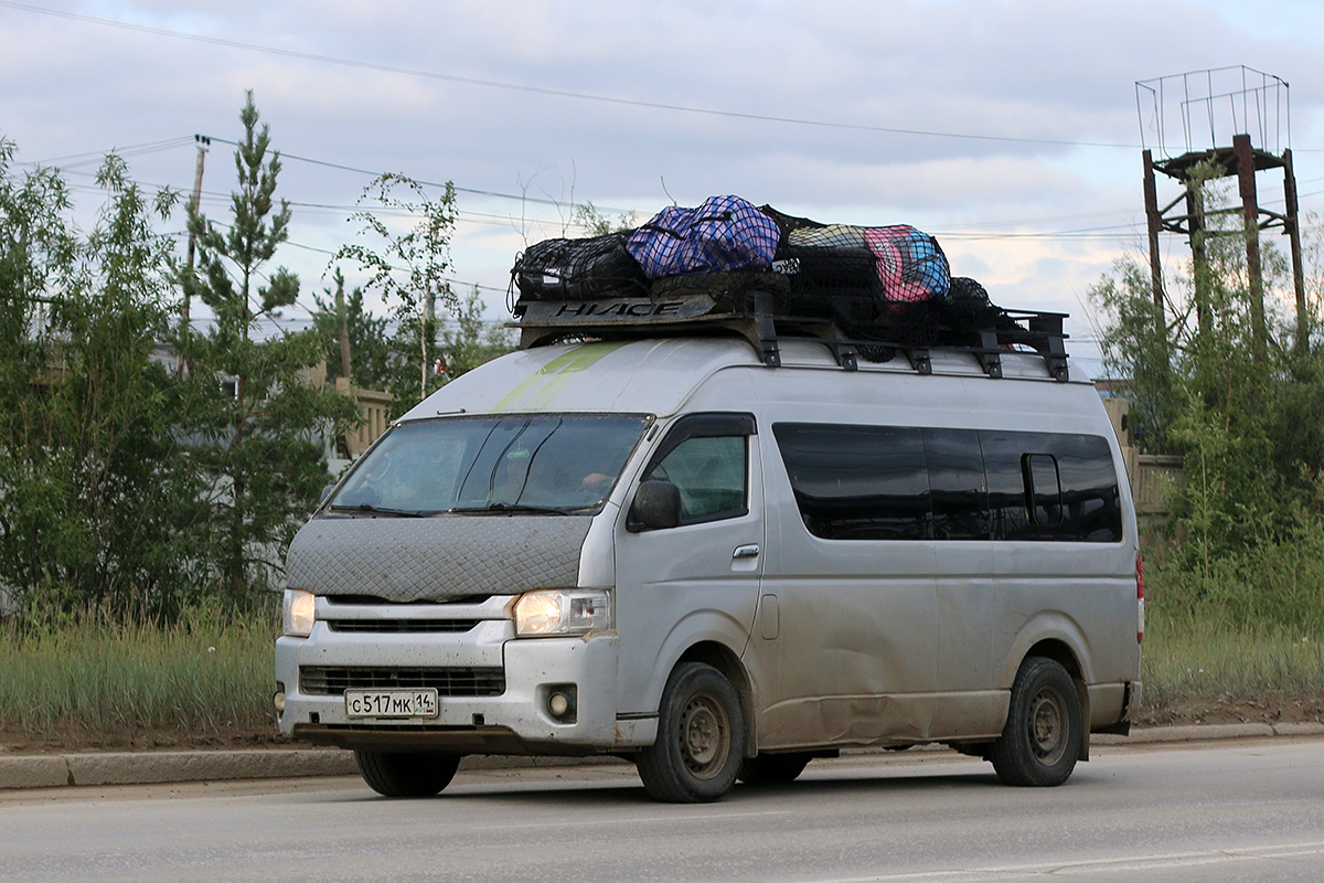 Саха (Якутия), Toyota HiAce TRH223L № С 517 МК 14