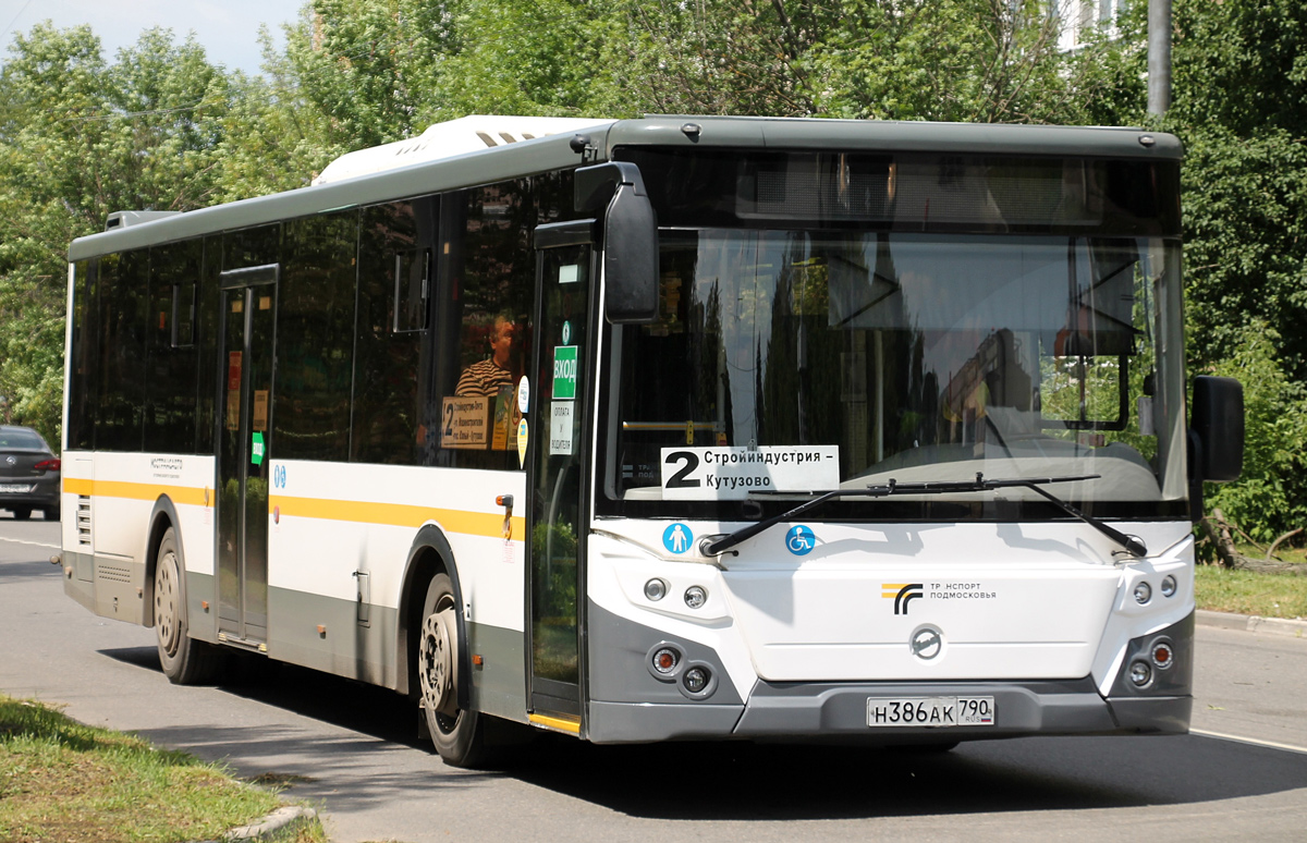 Moscow region, LiAZ-5292.65-03 # 051074