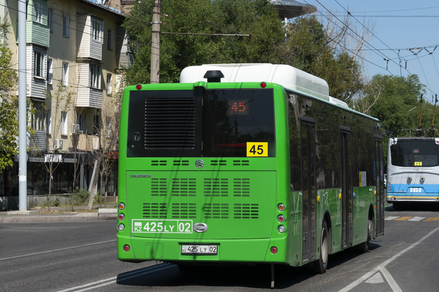 Алматы, Golden Dragon XML6125CN (Hyundai Trans Auto) № 3579