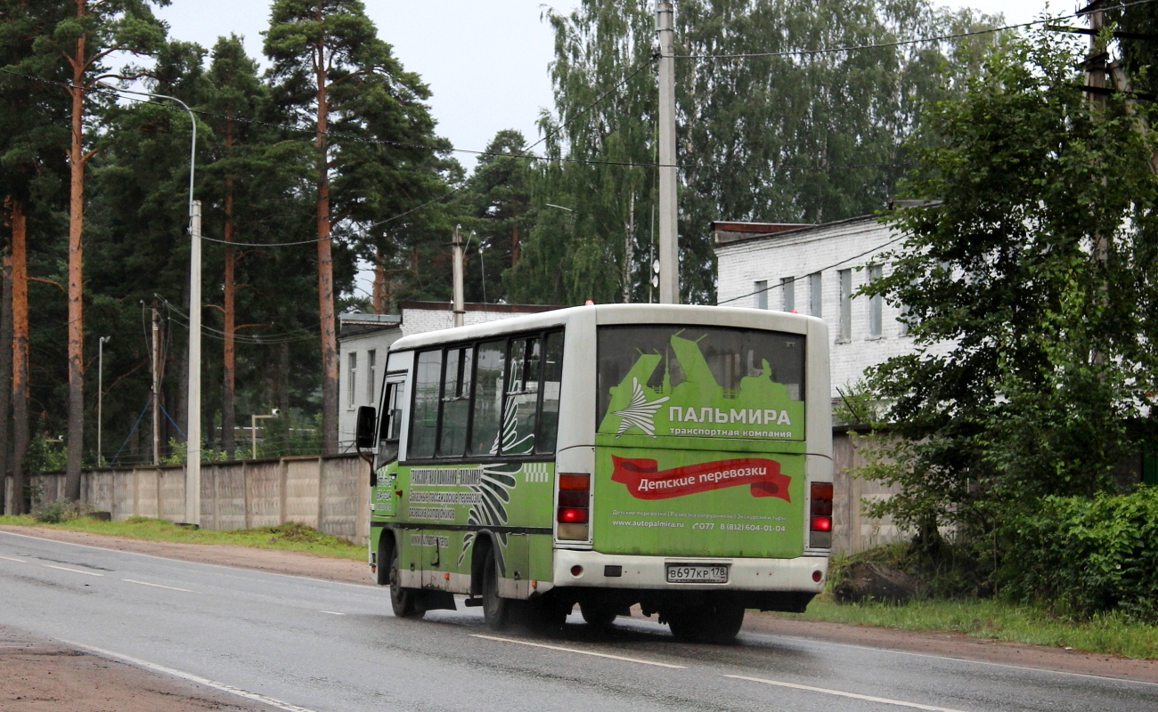Ленинградская область, ПАЗ-320402-05 № В 697 КР 178