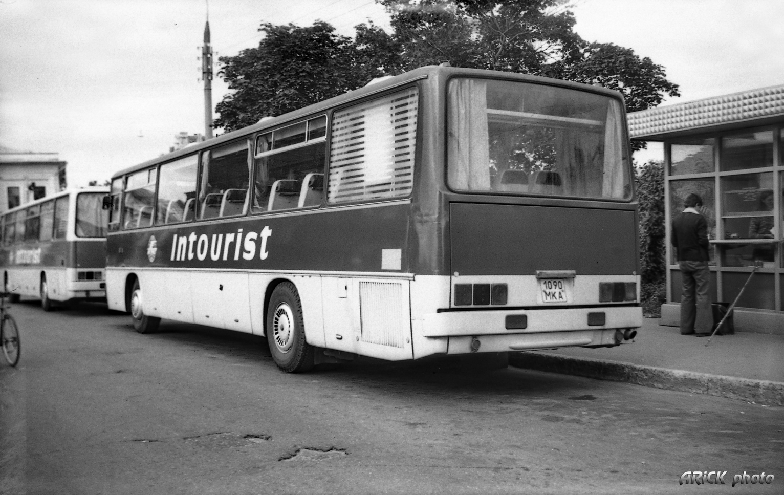 Москва, Ikarus 250.12 № 1090 МКА