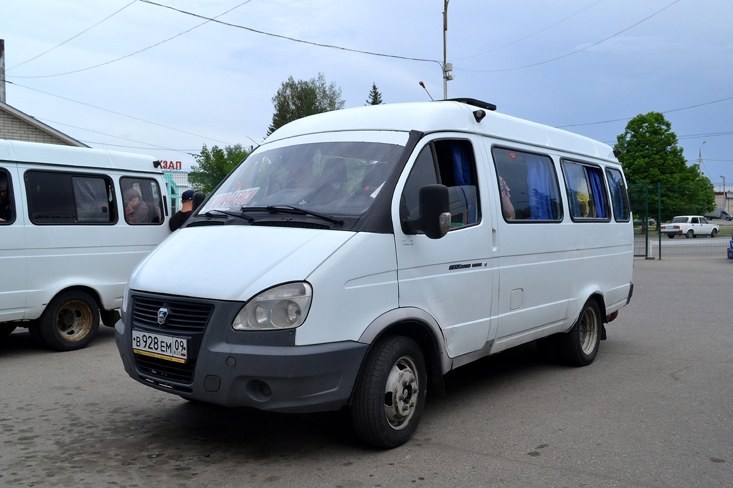 Карачаево-Черкесия, Луидор-225000 (ГАЗ-322132) № В 928 ЕМ 09