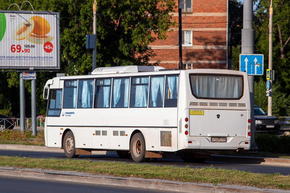 Пермский край, КАвЗ-4238-81 № Н 706 УА 159